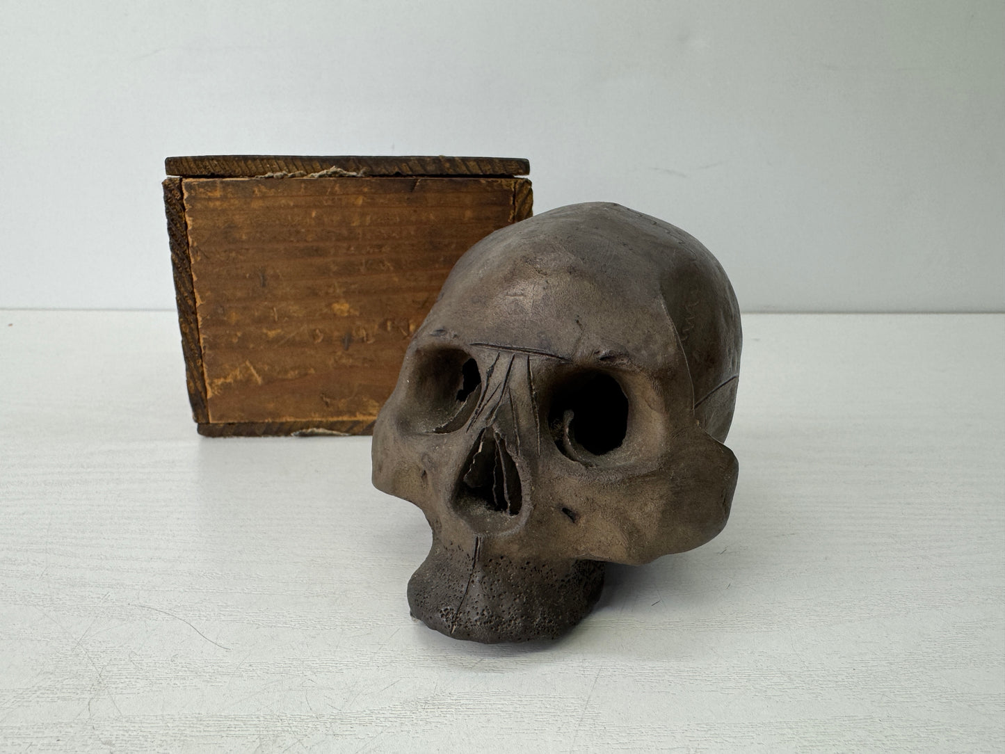 Y9677 OKIMONO Banko-ware Skull ornament figurine figure Japan antique interior