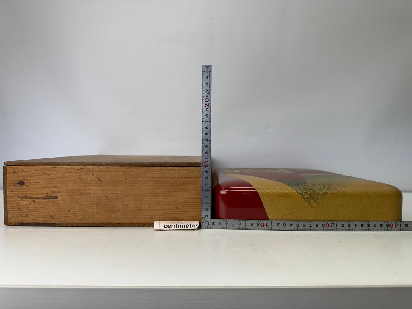 Y9684 BOX Lacquered case container signed box Japan Contemporary modern art