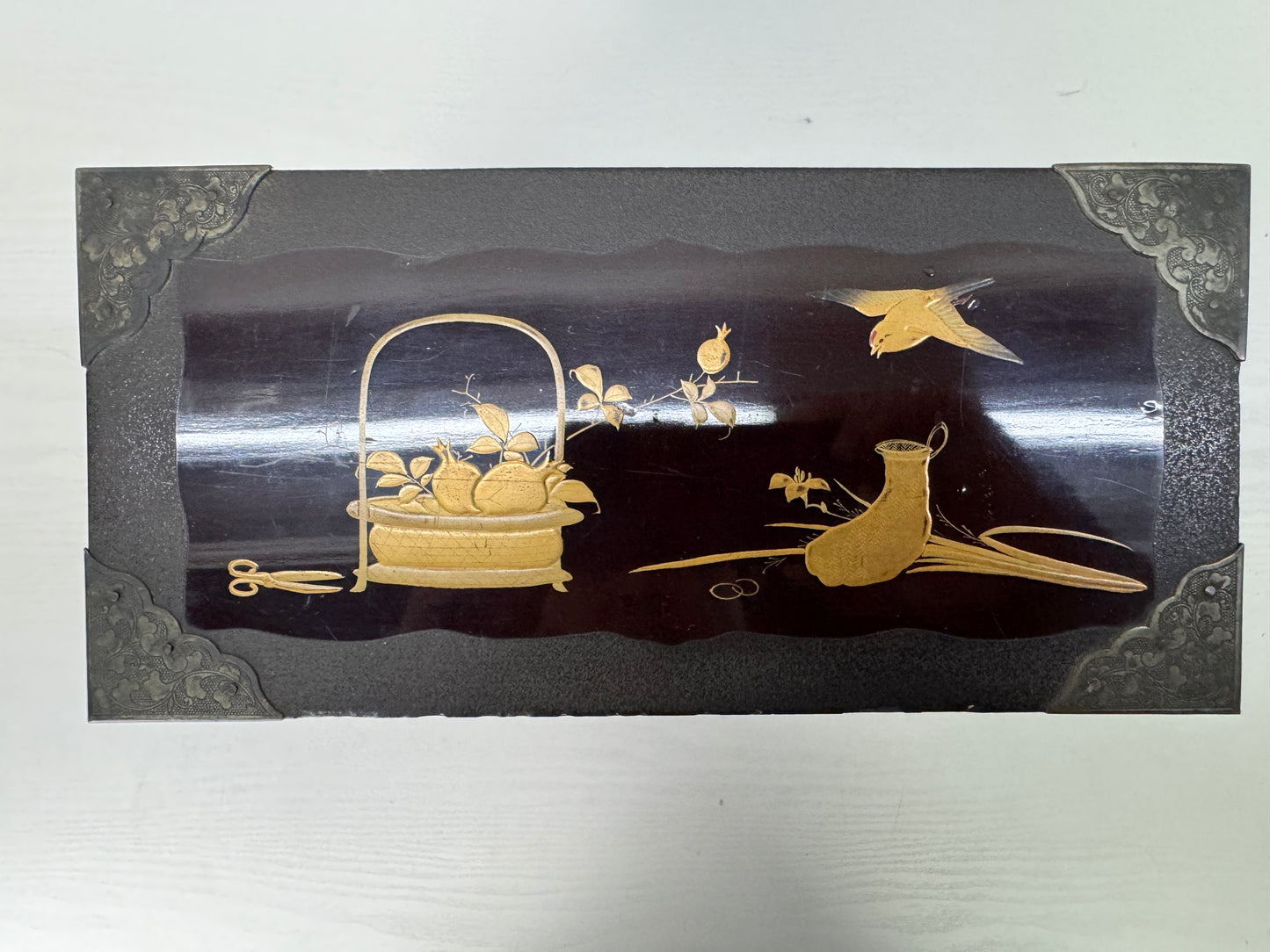 Y9691 TANSU Makie small chest of drawers box lock Meiji period Japan antique