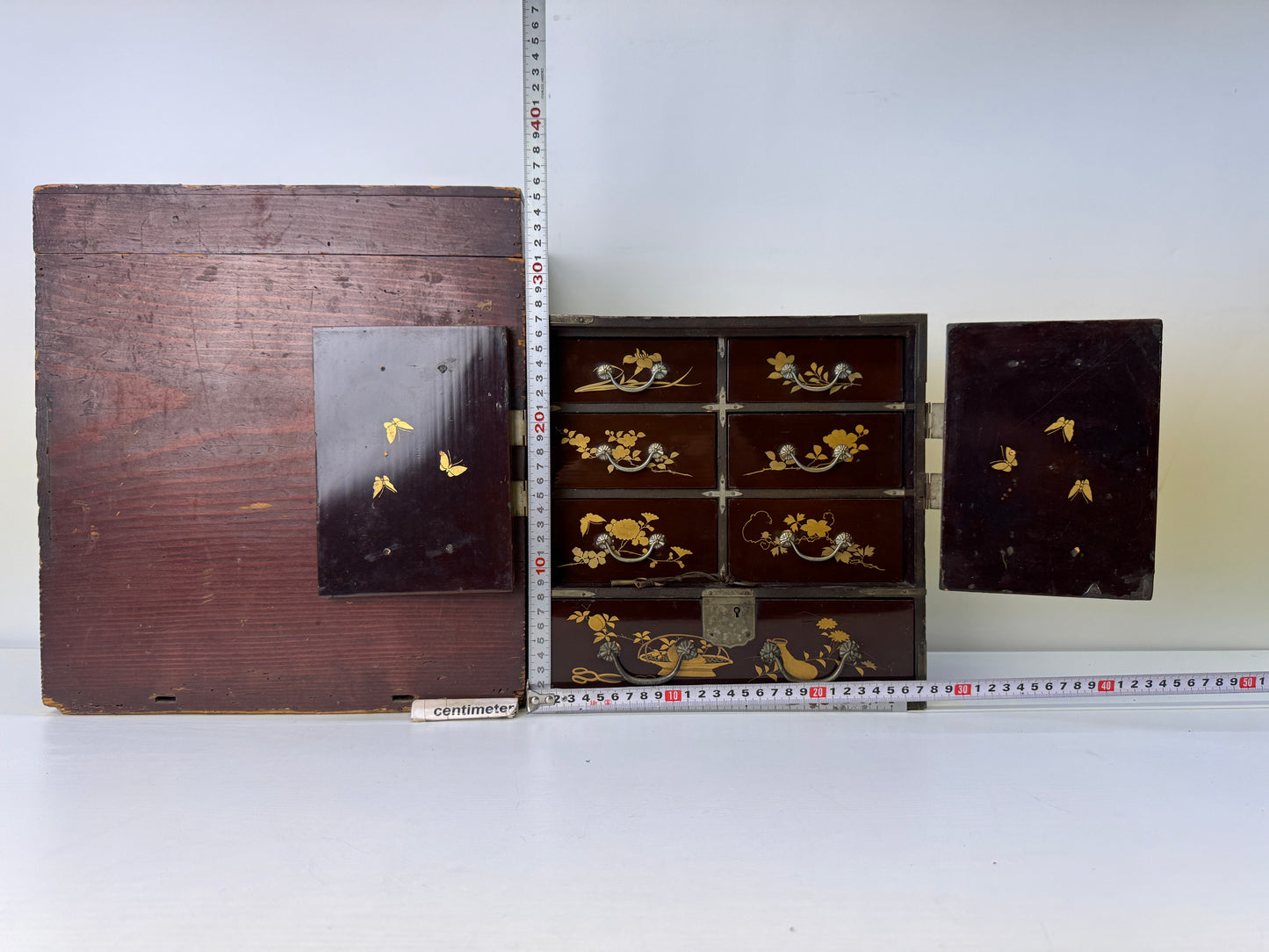 Y9691 TANSU Makie small chest of drawers box lock Meiji period Japan antique