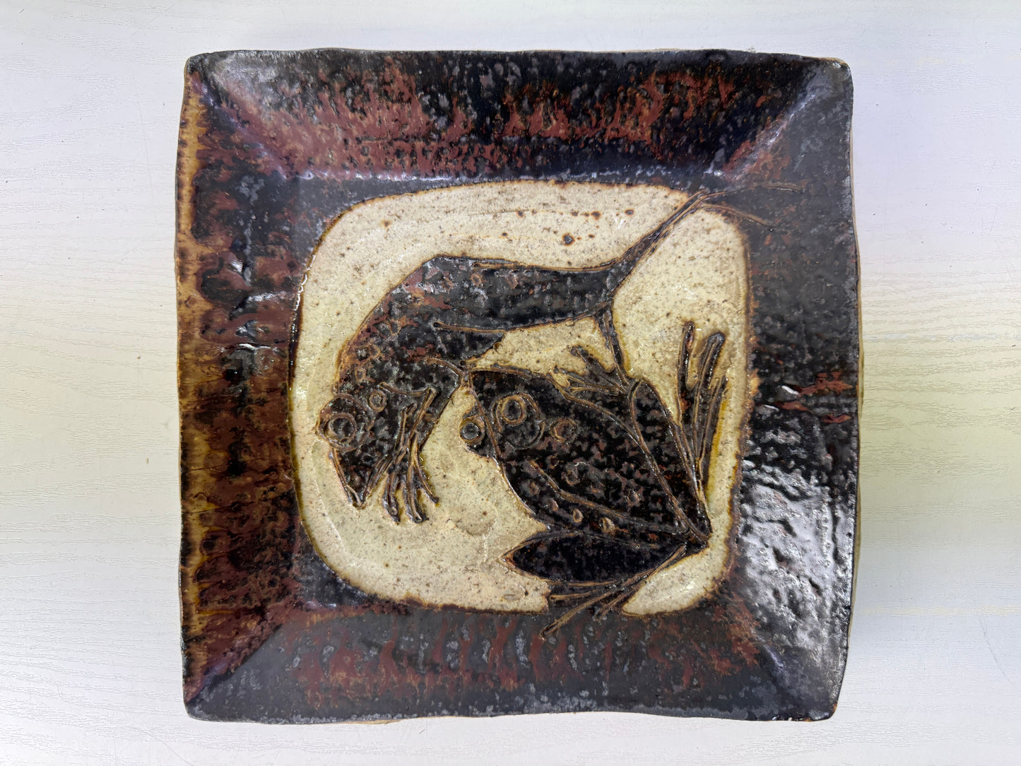 Y9695 DISH Tokoname-ware Frog plate signed Japan antique tableware kitchen food