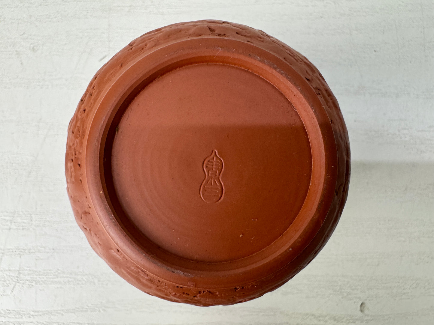 Y9697 CHAWAN Tokoname-ware Sake cup signed sea bream design Japan antique drink