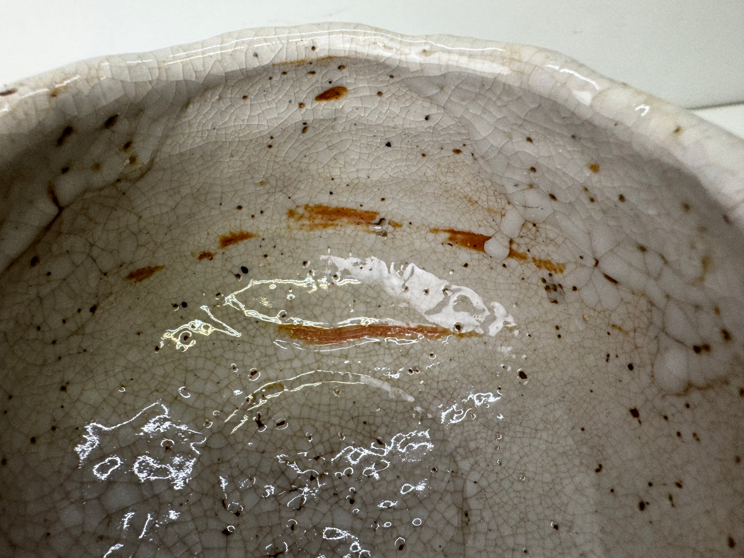 Y9700 CHAWAN Mino-ware bowl signed Japan antique tea ceremony pottery cup