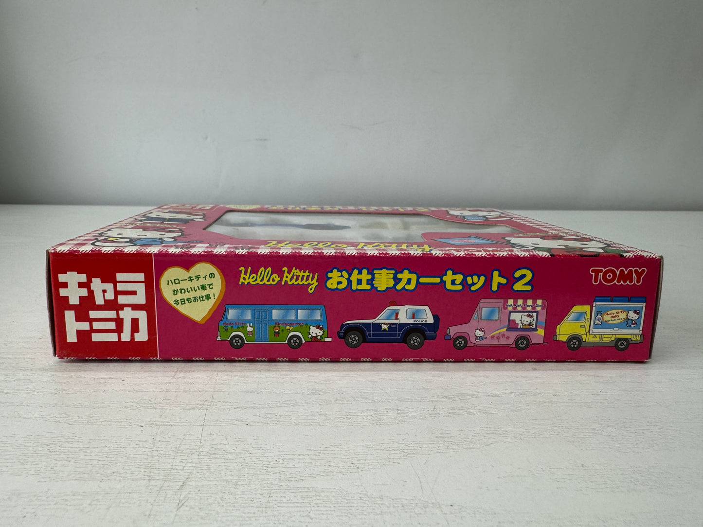 Y9717 TOMICA SANRIO Hello Kitty miniature car TAKARA TOMY Japan vintage vehicle