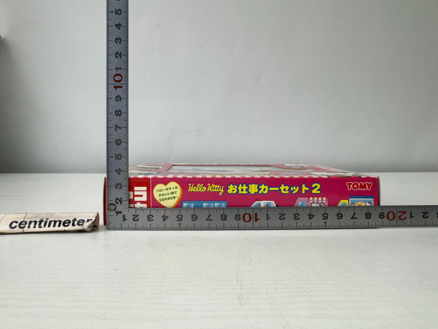 Y9717 TOMICA SANRIO Hello Kitty miniature car TAKARA TOMY Japan vintage vehicle