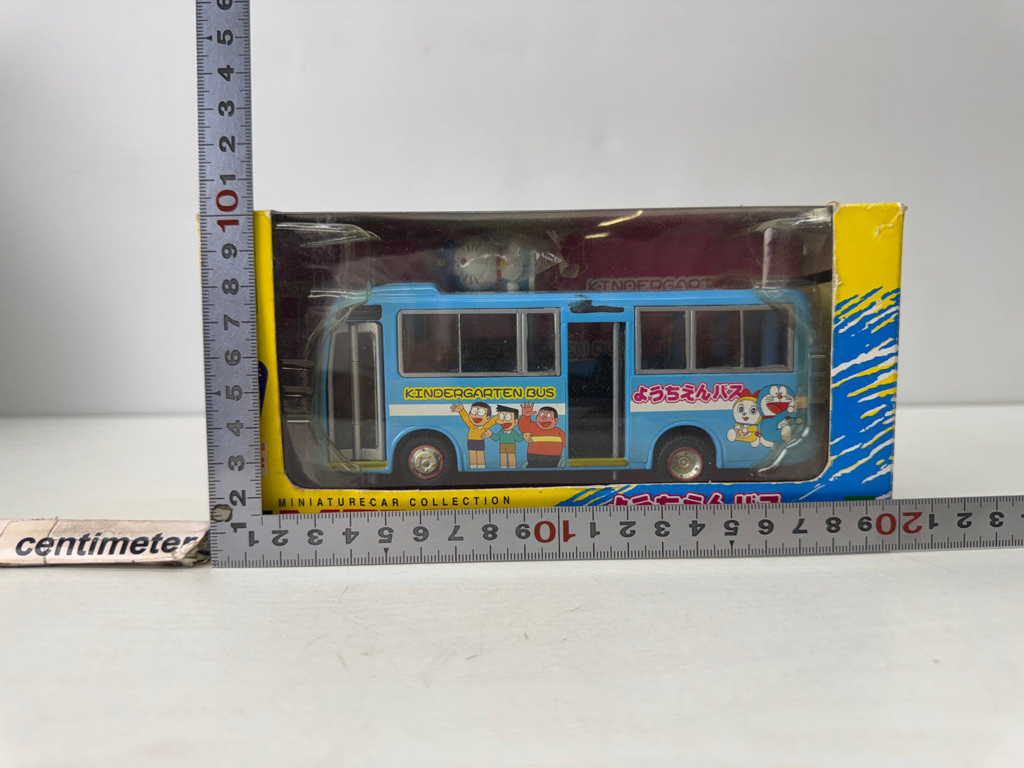 Y9719 TOY EPOCH Doraemon Kindergarden bus miniature car Japan vintage transport