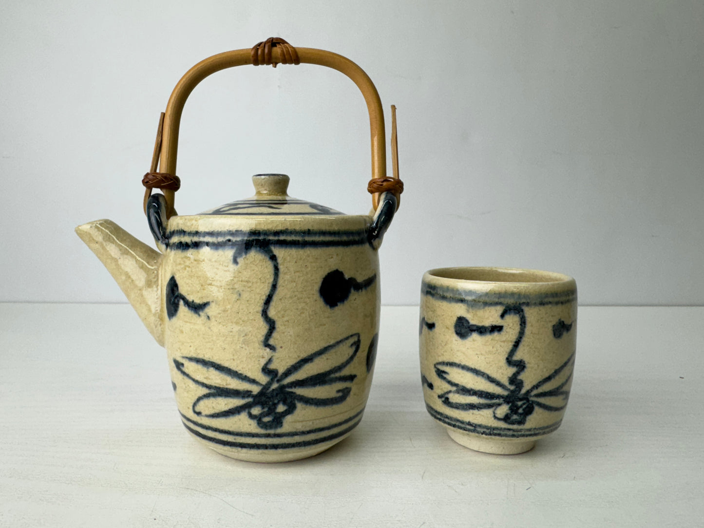 Y9724 KYUSU Kyo-ware dragonfly signed teapot cup set Japan antique tea ceremony
