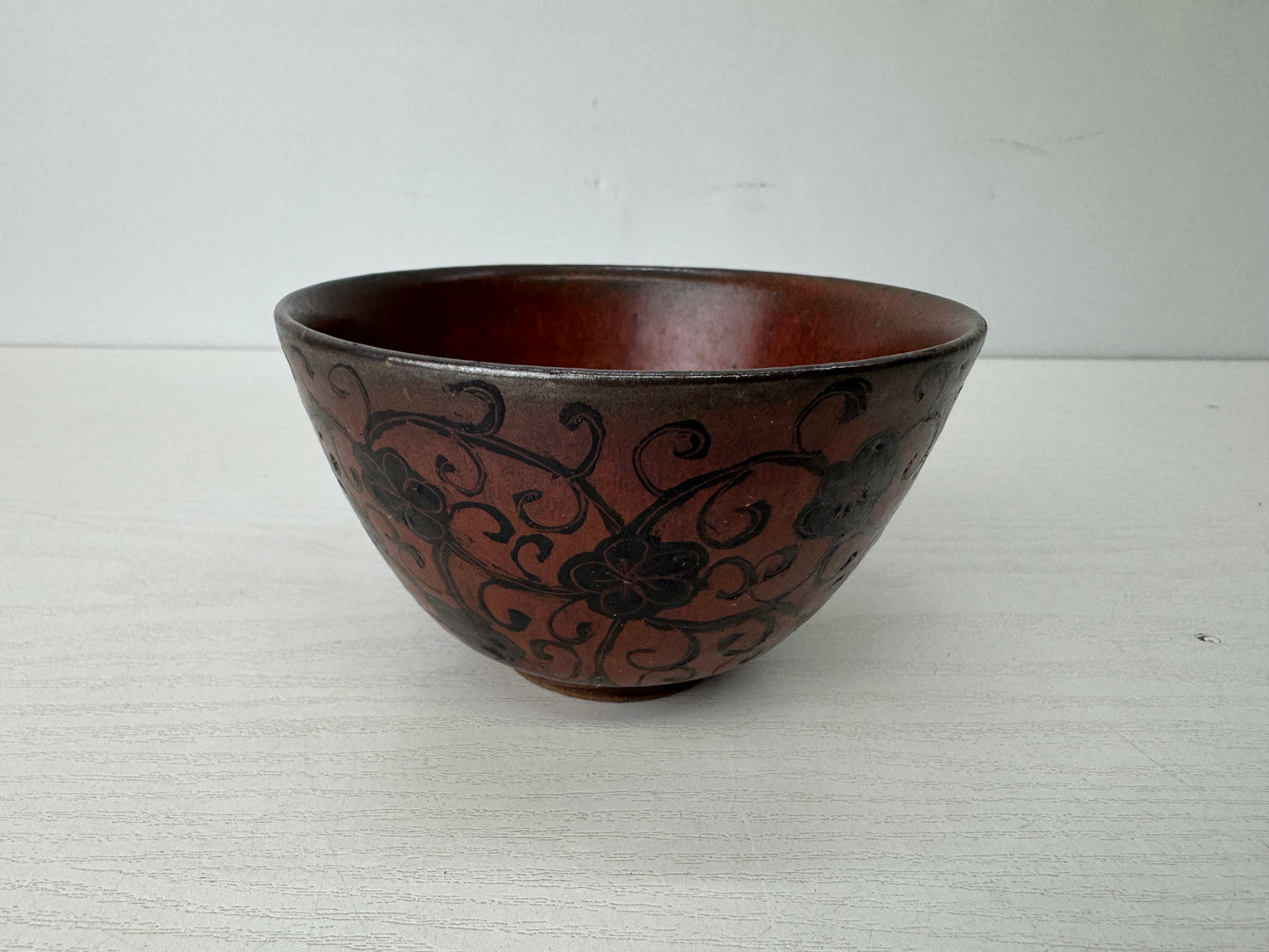 Y9730 CHAWAN Mino-ware bowl signed Arabesque Japan antique tea ceremony pottery