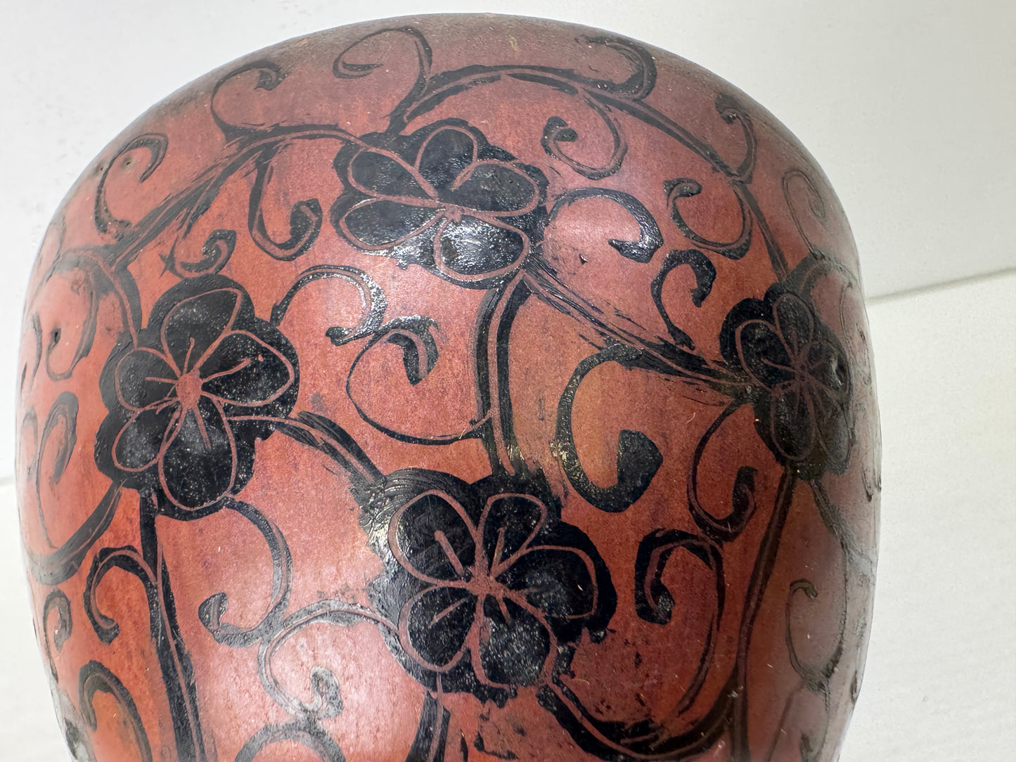 Y9730 CHAWAN Mino-ware bowl signed Arabesque Japan antique tea ceremony pottery