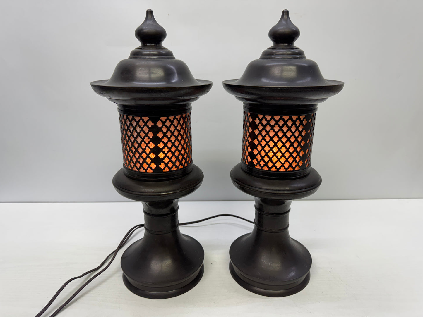 Y9737 TOUROU Lantern pair Buddhist Altar accessory Japan antique interior decor