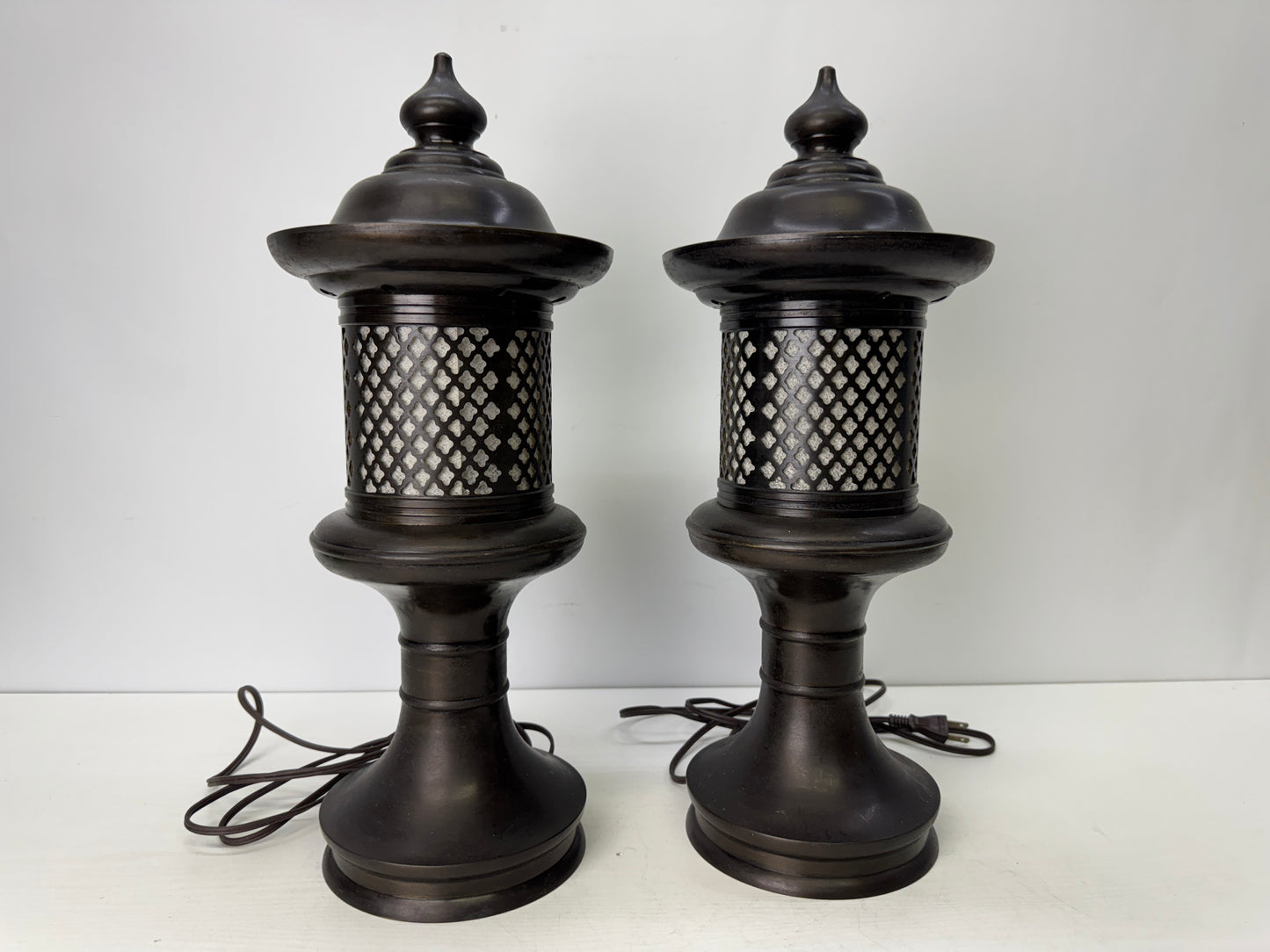 Y9737 TOUROU Lantern pair Buddhist Altar accessory Japan antique interior decor