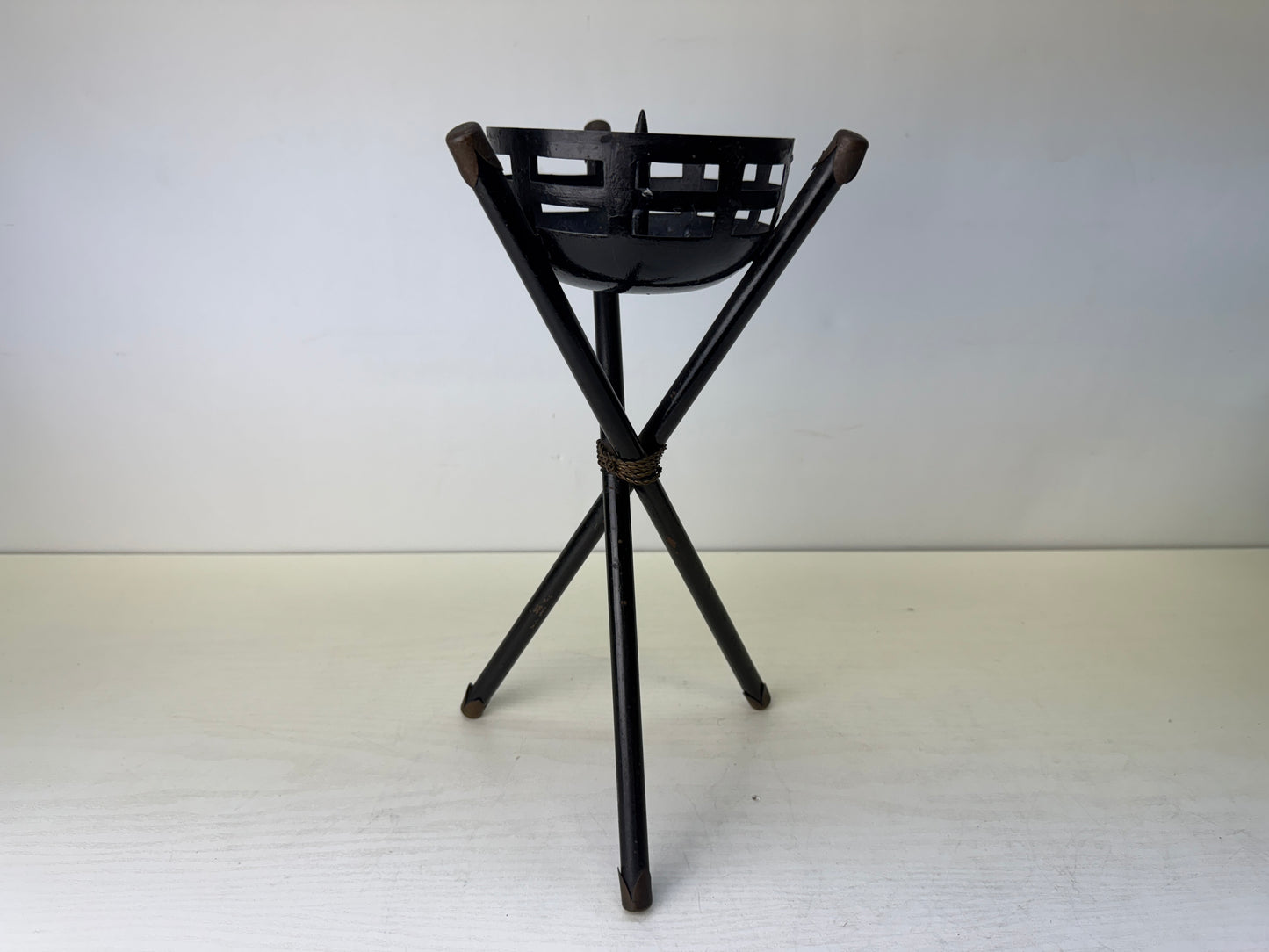 Y9738 Candle Holder metal watch fire Buddhist Shinto altar Japan antique decor