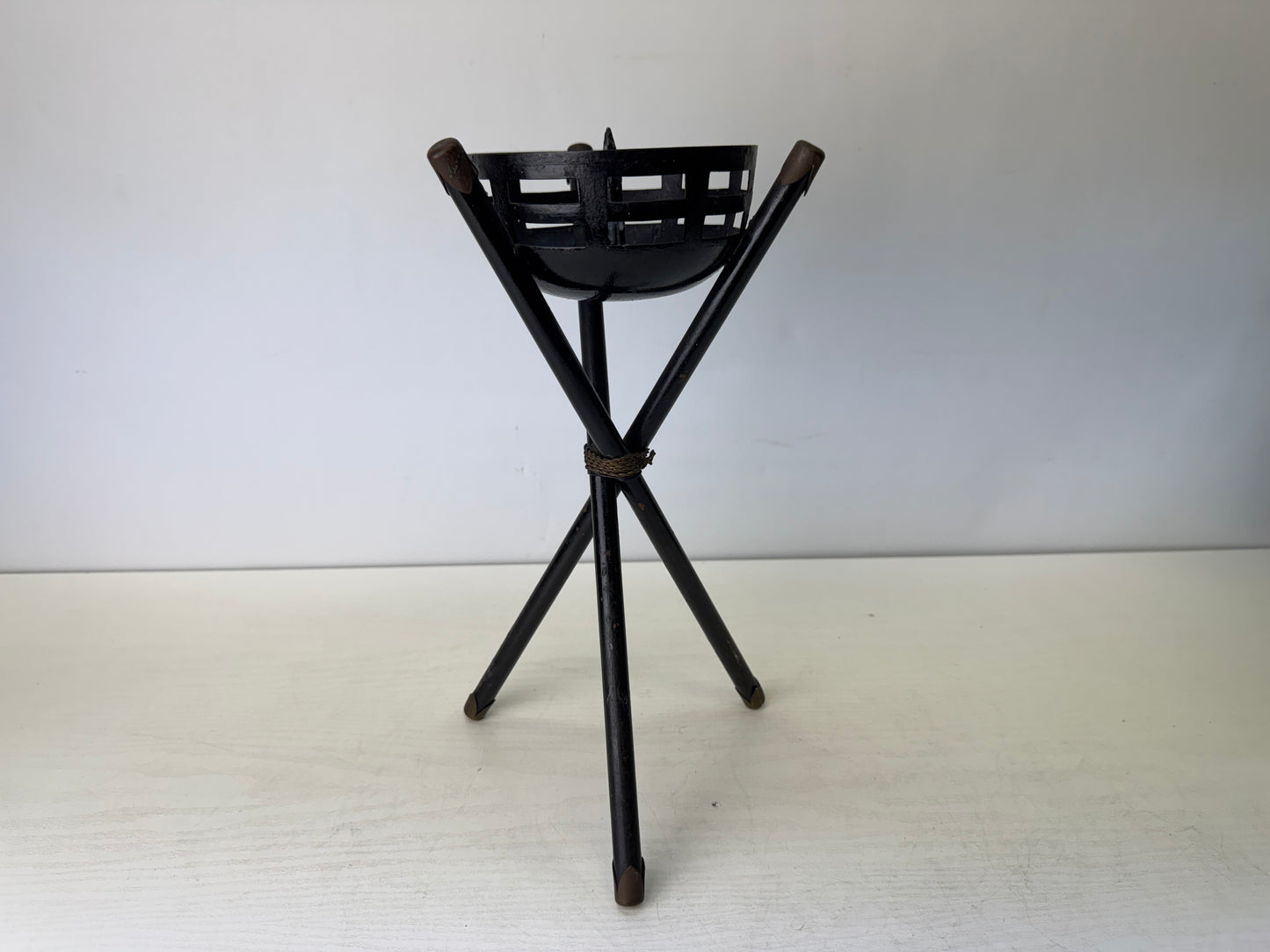 Y9738 Candle Holder metal watch fire Buddhist Shinto altar Japan antique decor