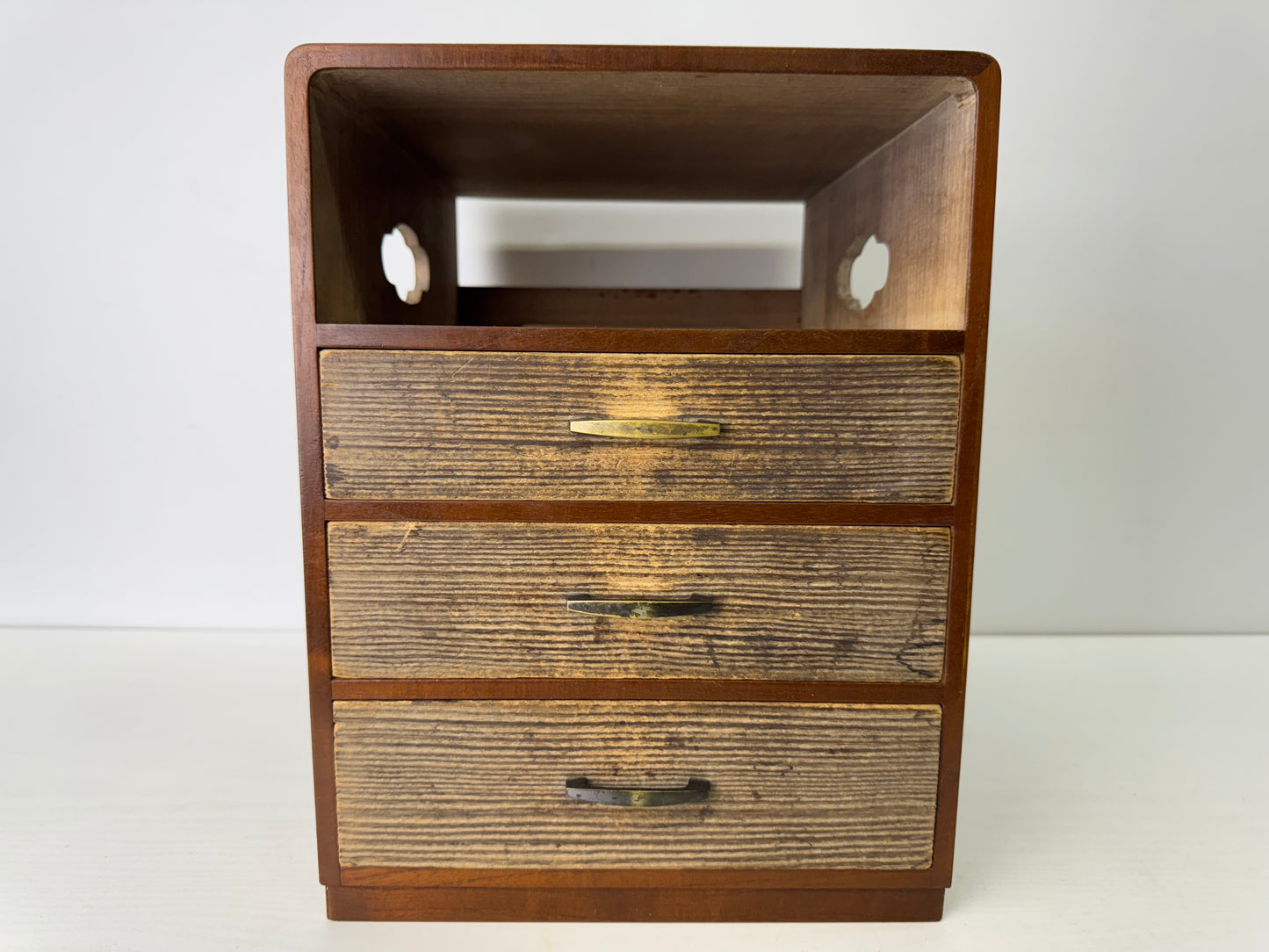 Y9743 TANSU Paulownia wood small chest of drawers Japan antique interior storage