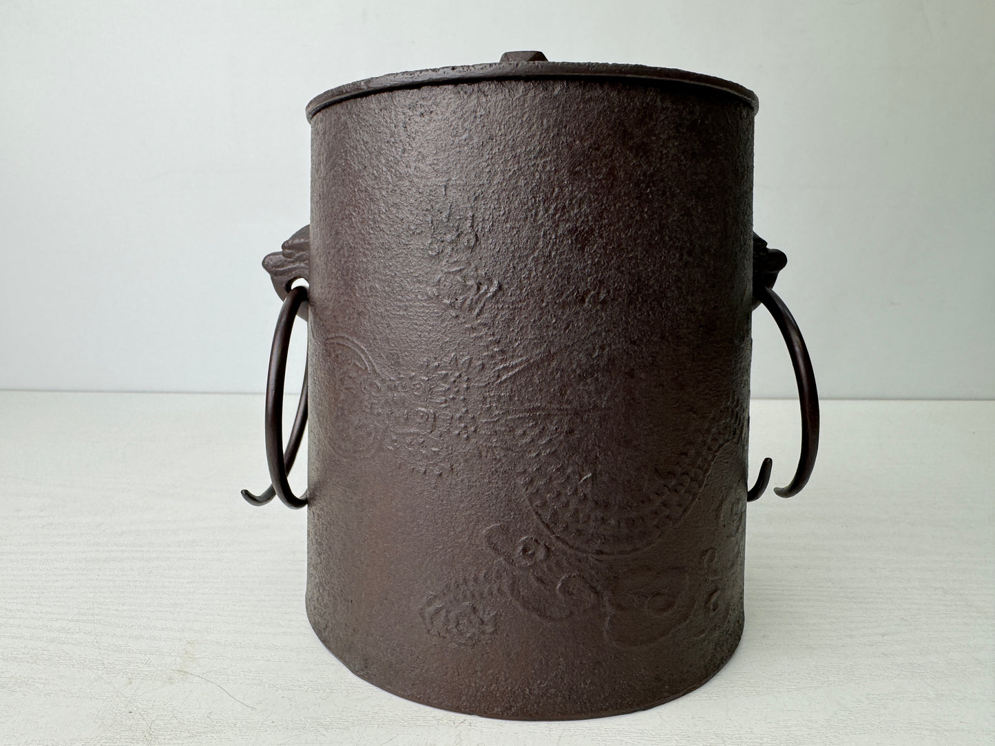Y9754 CHAGAMA Iron kettle teapot Unryu signed box Japan antique tea ceremony