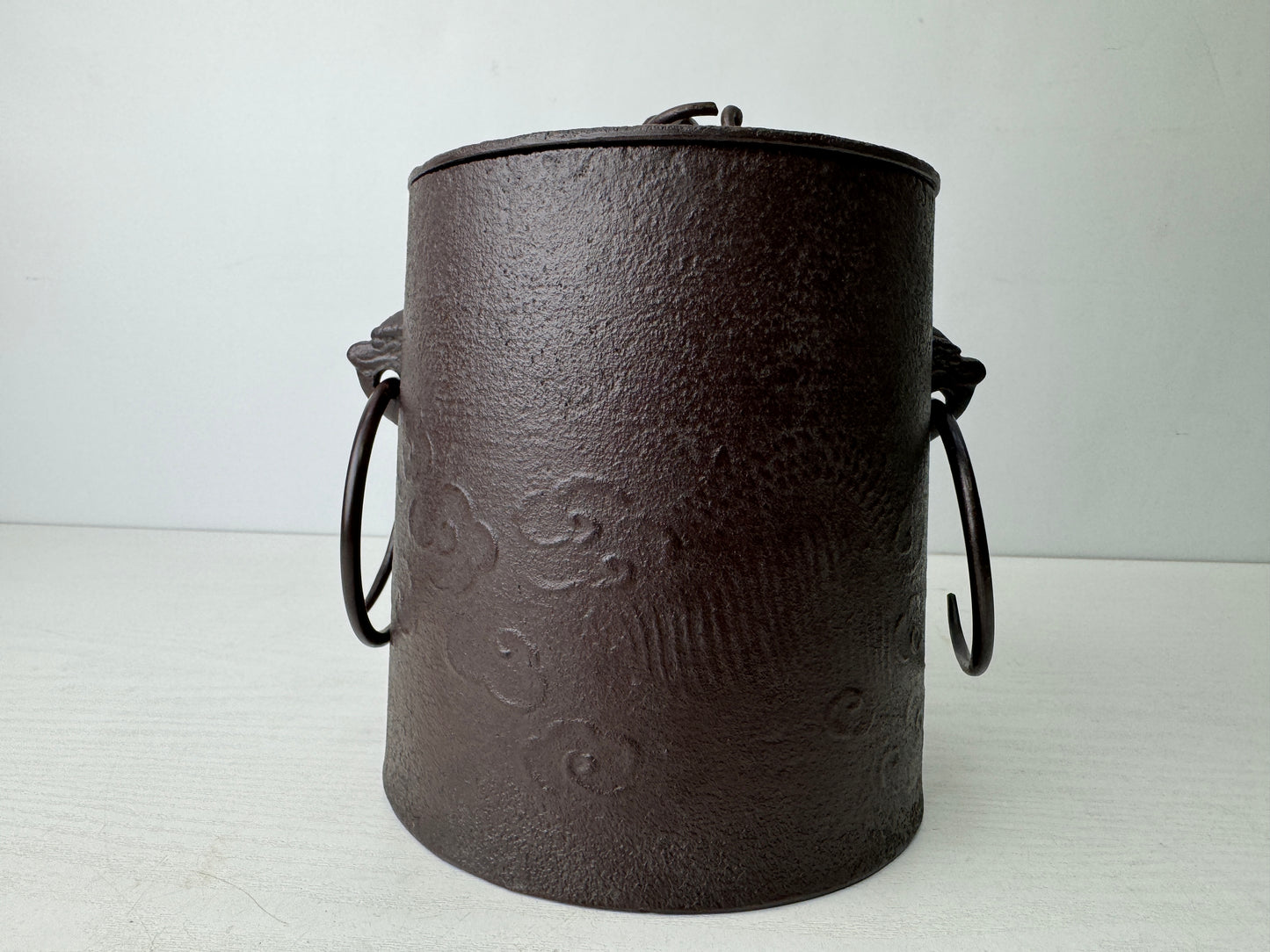 Y9754 CHAGAMA Iron kettle teapot Unryu signed box Japan antique tea ceremony
