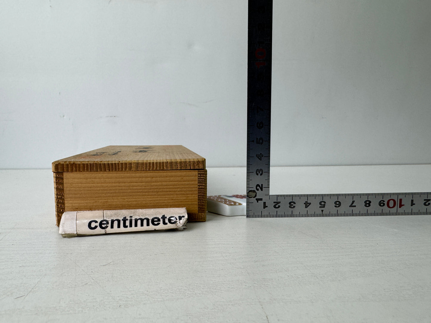 Y9760 OKIMONO Arita-ware Chopstick rest signed box Japan antique collectible