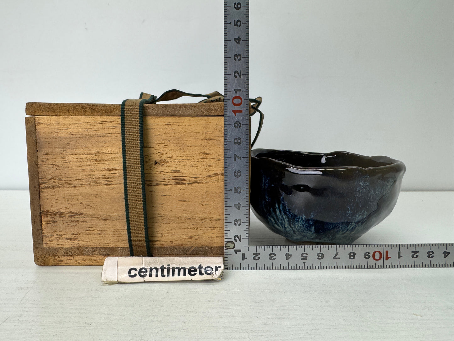 Y9764 CHAWAN Sea cucumber bowl signed box Japan antique tea ceremony pottery cup