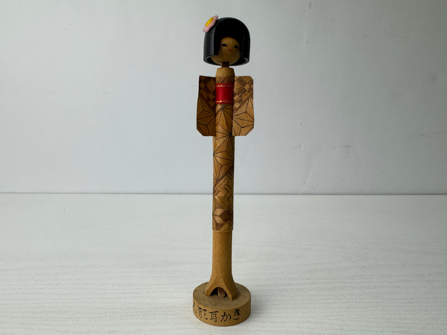 Y9769 NINGYO souvenir Japanese doll inlay work ear pick Japan antique figure