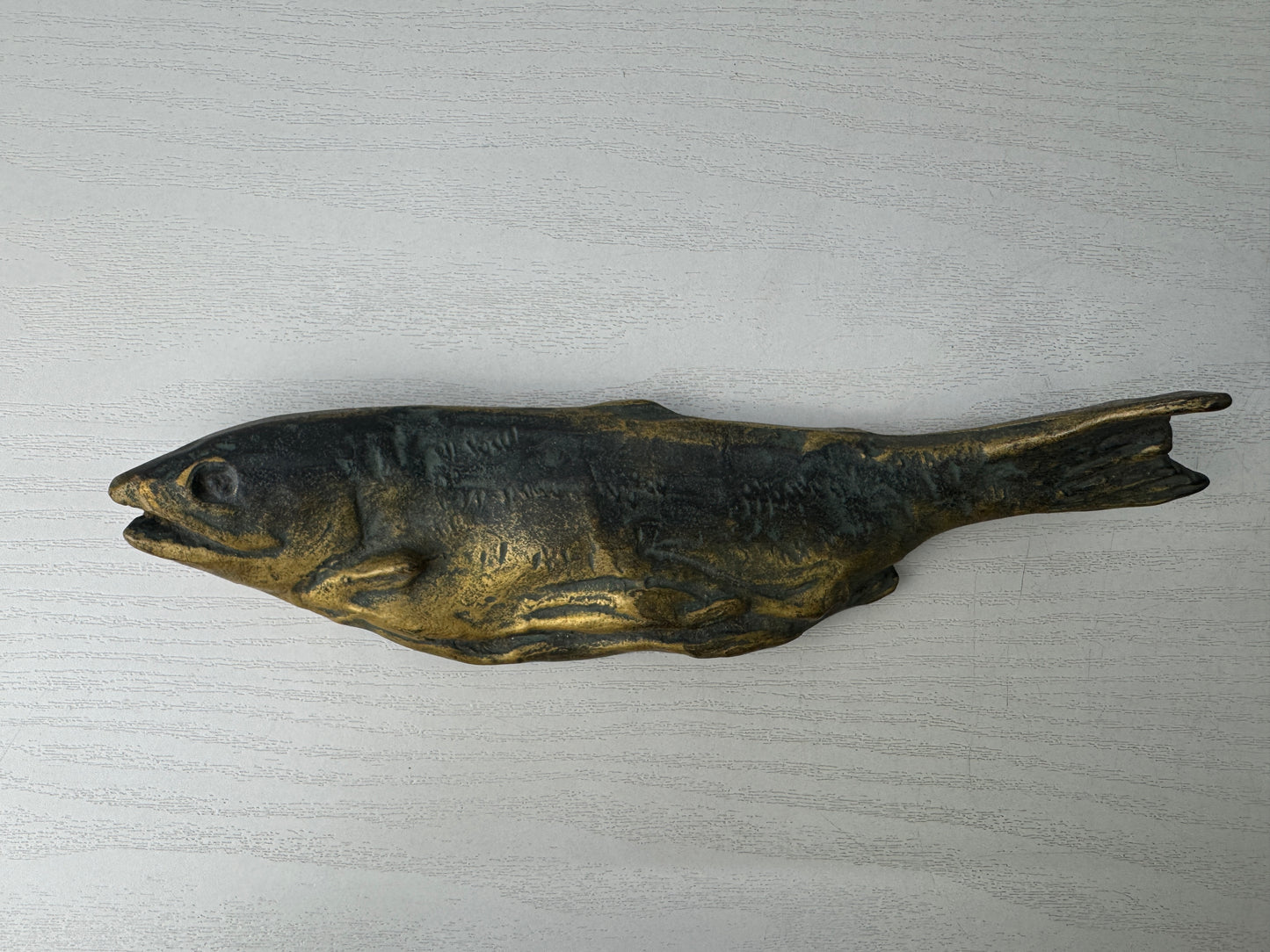 Y9770 OKIMONO copper Salmon figurine signed box Seibo Kitamura Japan antique