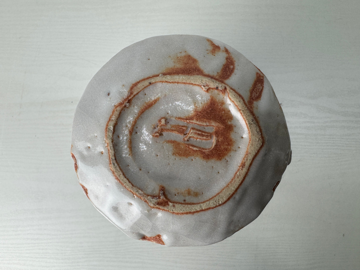 Y9777 FLOWER VASE Shino-ware signed box Japan antique ikebana floral arrangement