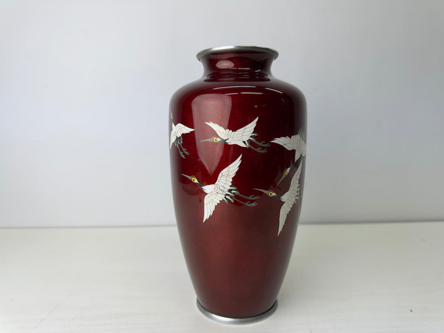 Y9778 FLOWER VASE Cloisonne red flock of Cranes signed box Japan antique ikebana