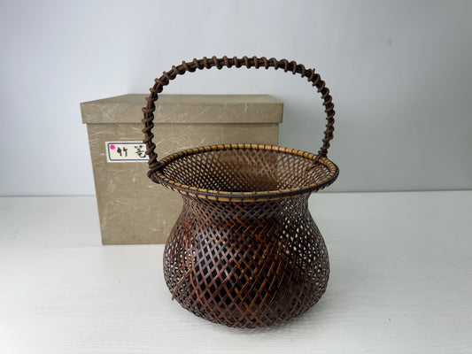 Y9782 Bamboo Woven Basket flower vase box Japan antique ikebana floral decor
