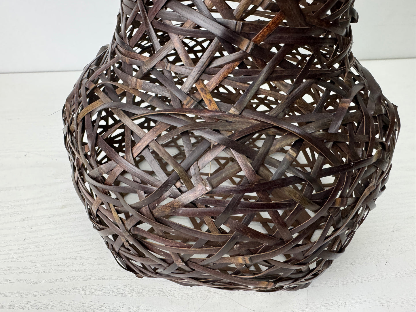 Y9783 Bamboo Woven Basket flower vase box Japan antique ikebana floral decor