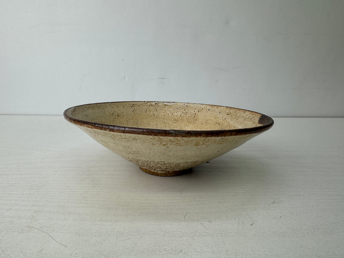 Y9790 CHAWAN Mino-ware flat bowl Seto Karatsu Japan antique tea ceremony pottery