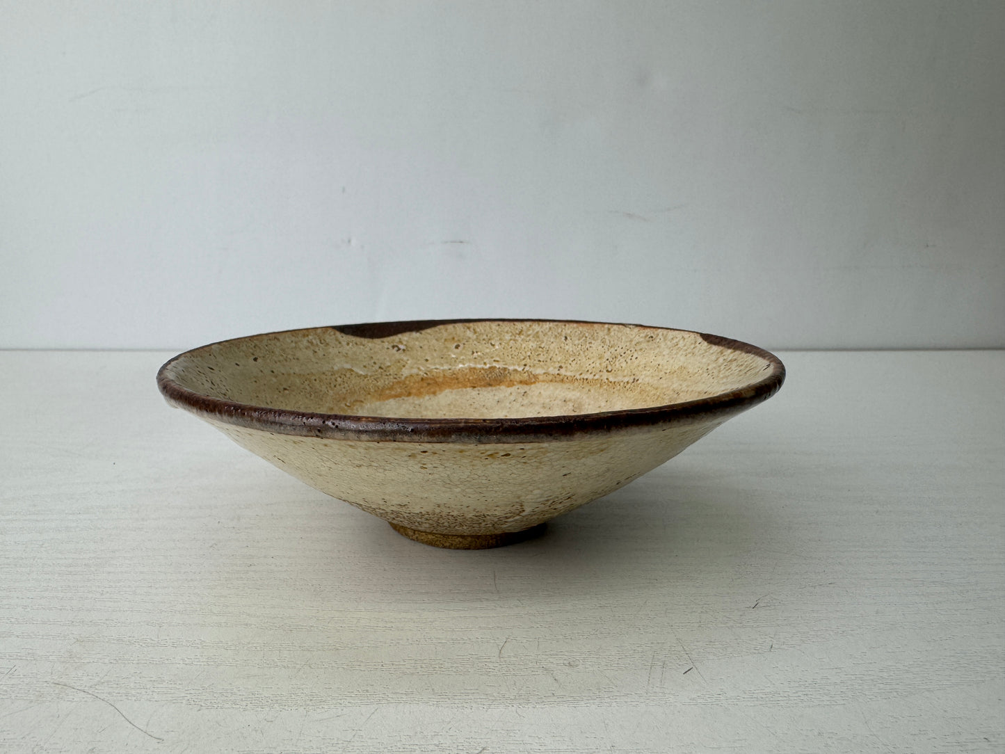 Y9790 CHAWAN Mino-ware flat bowl Seto Karatsu Japan antique tea ceremony pottery