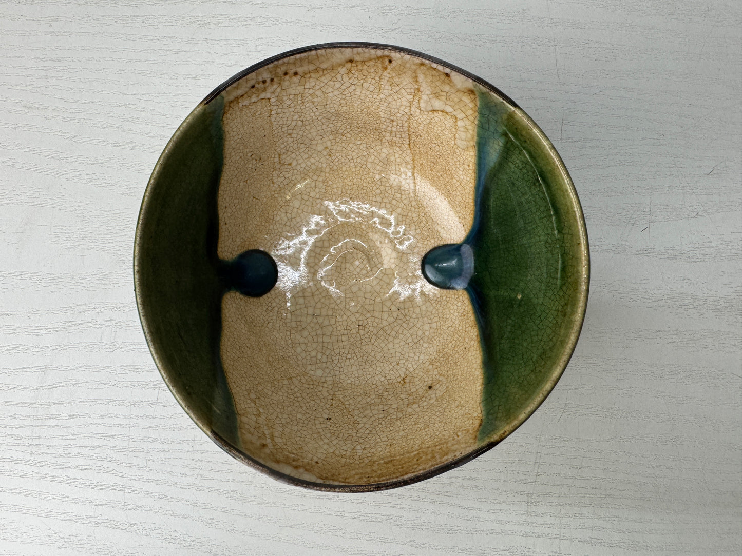 Y9791 CHAWAN Oribe-ware bowl signed Japan antique tea ceremony pottery cup