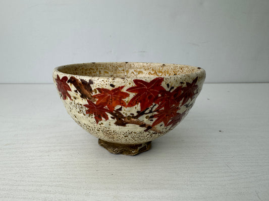 Y9792 CHAWAN Inuyama-ware bowl signed Japan antique tea ceremony pottery cup