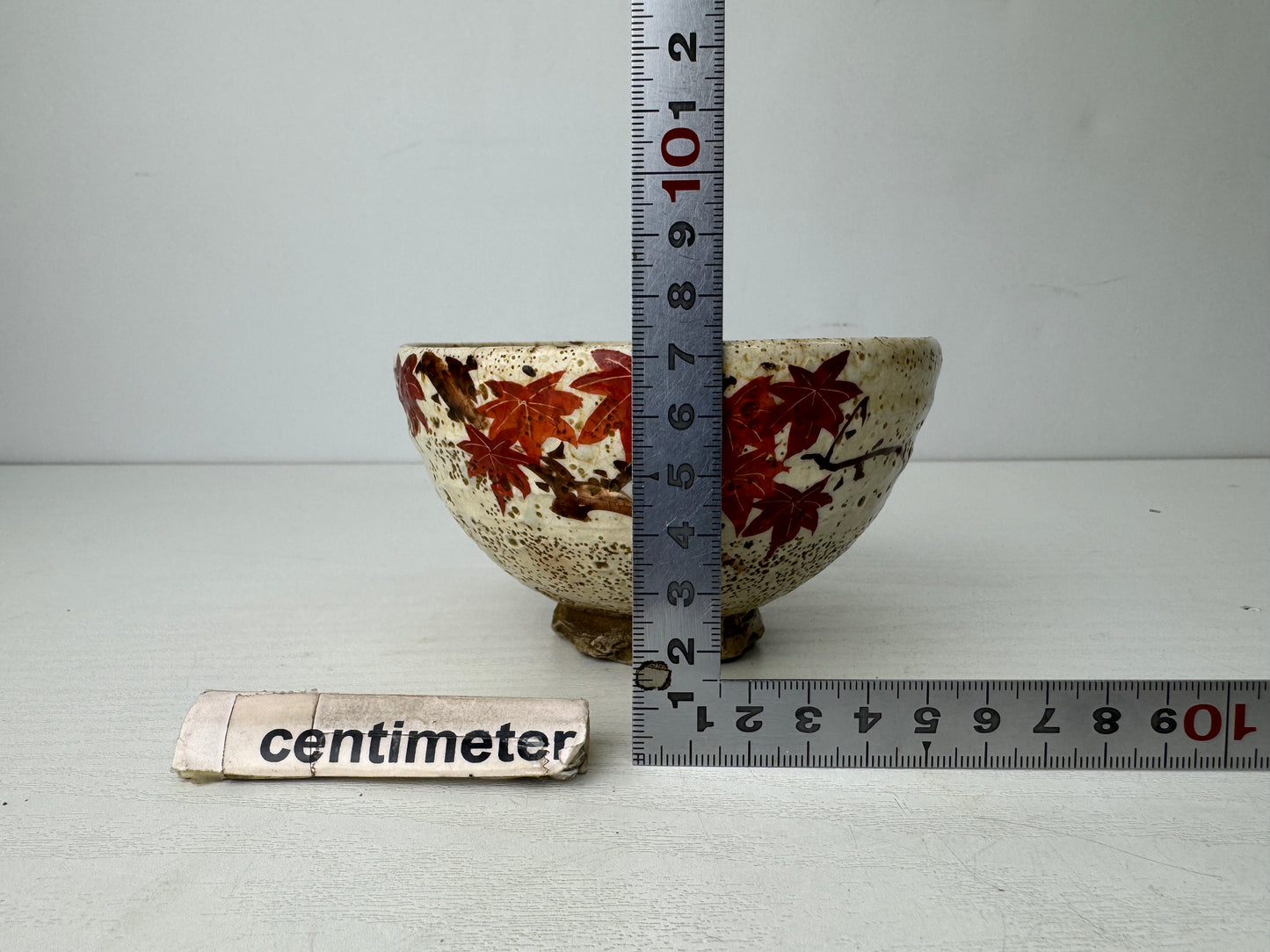 Y9792 CHAWAN Inuyama-ware bowl signed Japan antique tea ceremony pottery cup