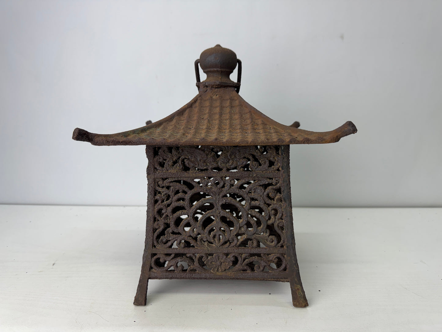 Y9797 TOUROU Iron Hanging Lantern Paulownia openwork Japan antique interior