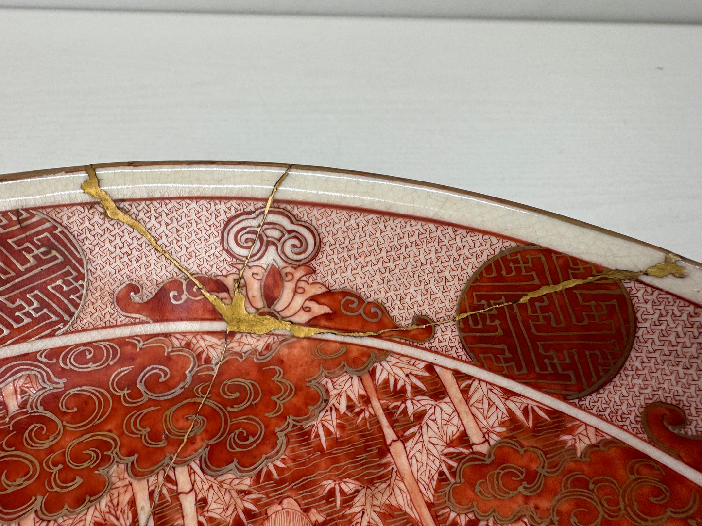 Y9818 DISH Kutani-ware Platter large plate red picture kintsugi Japan antique