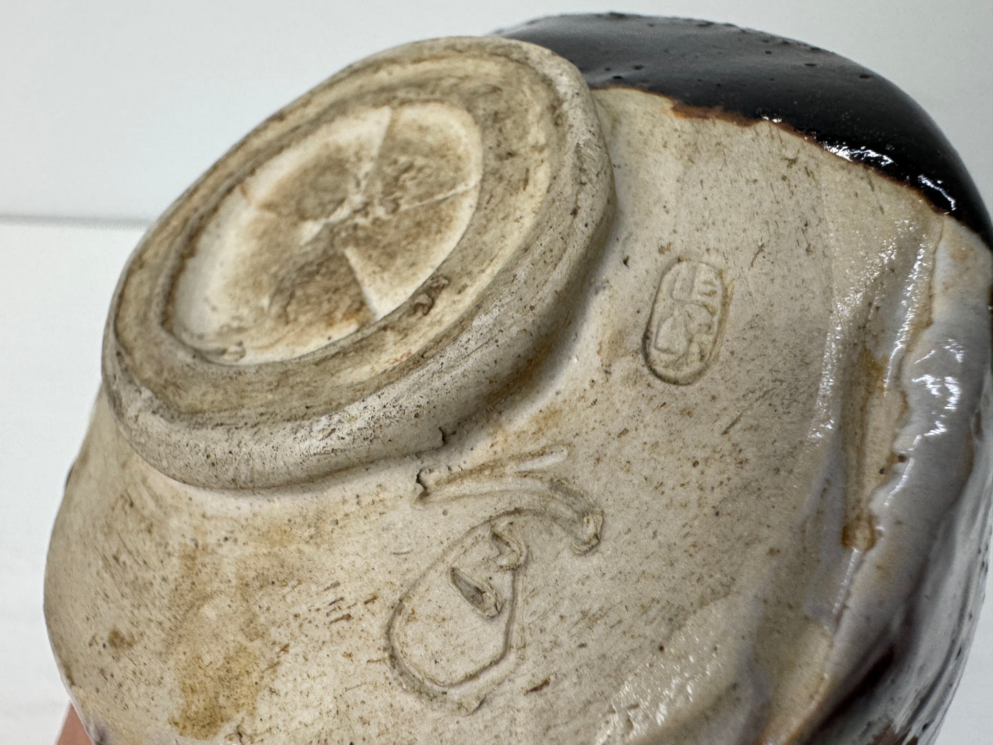 Y9824 CHAWAN Kuro Oribe tube bowl signed box Japan antique tea ceremony pottery