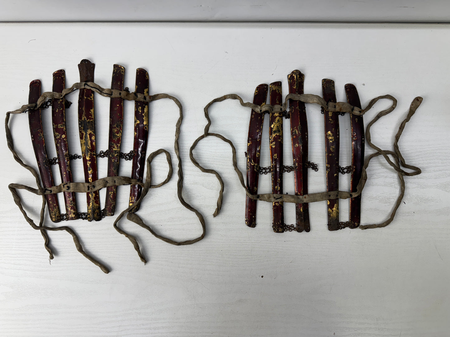 Y9857 YOROI Iron Suneate shin guard samurai busho arms Japan antique armor