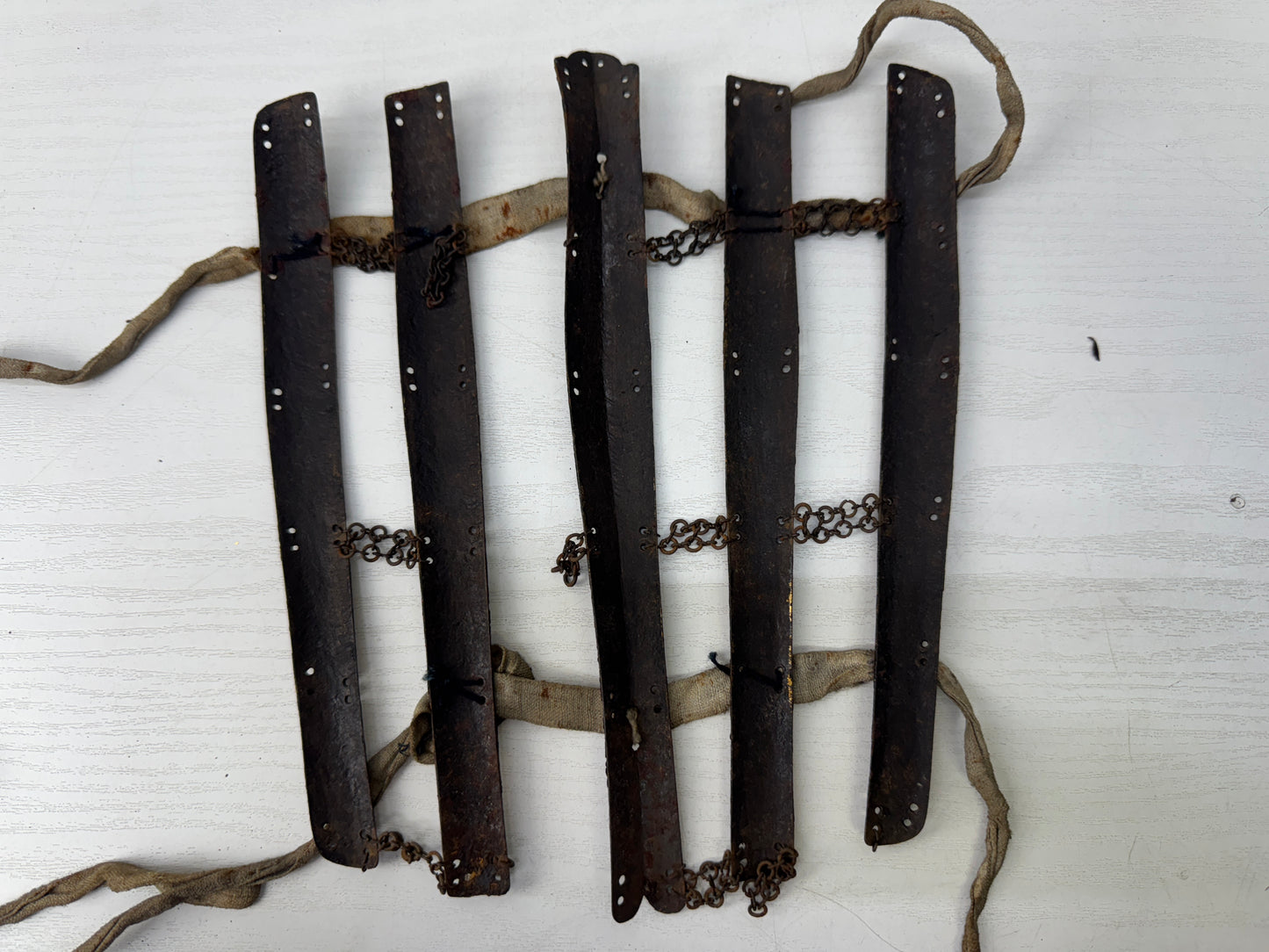 Y9857 YOROI Iron Suneate shin guard samurai busho arms Japan antique armor