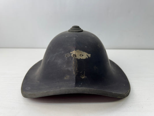 Y9858 JINGASA Vermilion-lacquered inside gold accents Japan antique samurai hat