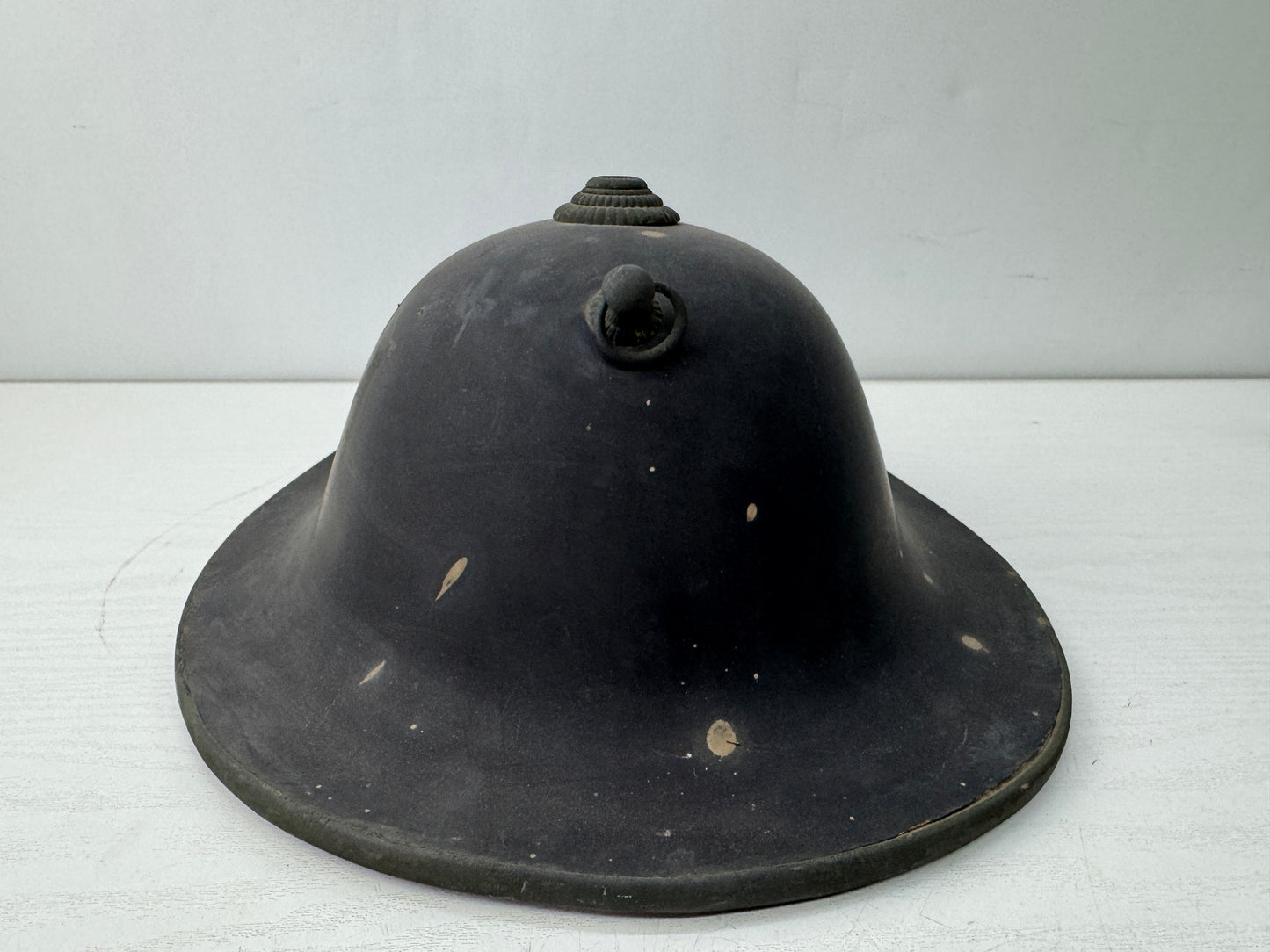 Y9858 JINGASA Vermilion-lacquered inside gold accents Japan antique samurai hat