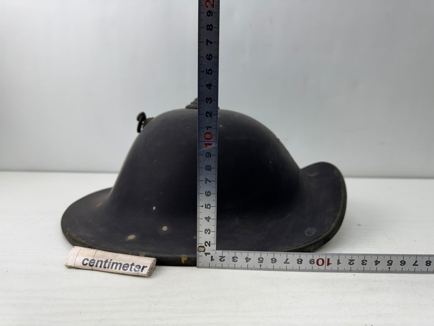 Y9858 JINGASA Vermilion-lacquered inside gold accents Japan antique samurai hat