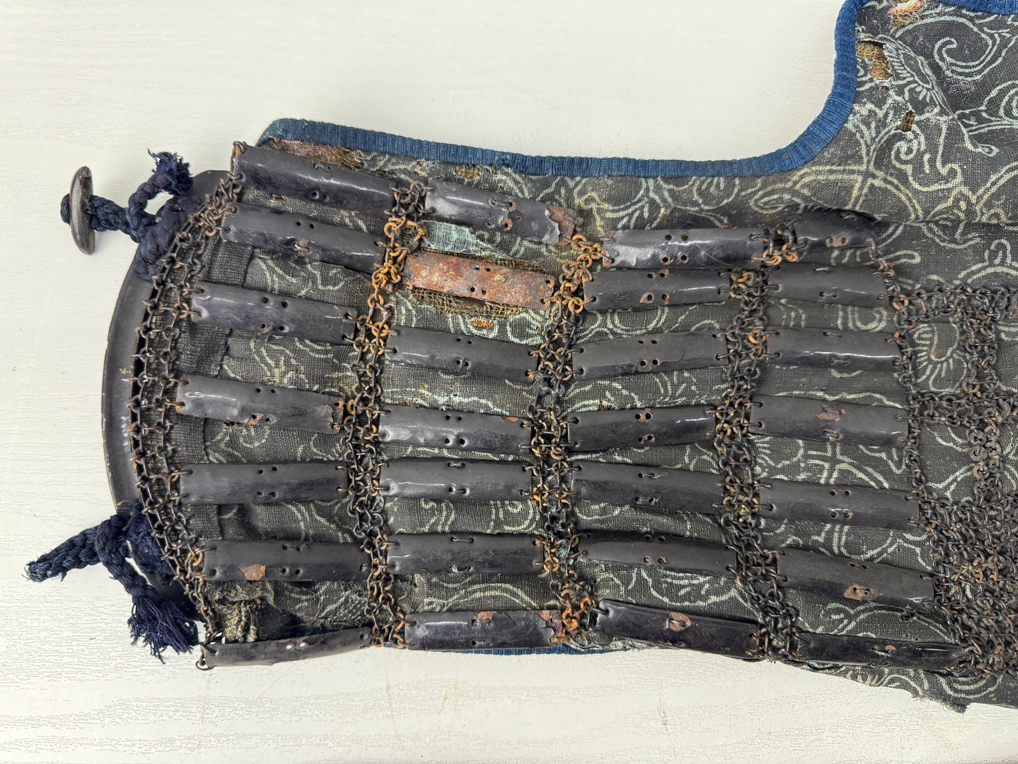 Y9859 YOROI Iron gauntlets Kote samurai armor protective gear Japan antique