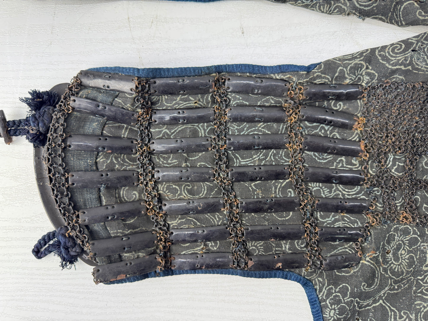 Y9859 YOROI Iron gauntlets Kote samurai armor protective gear Japan antique