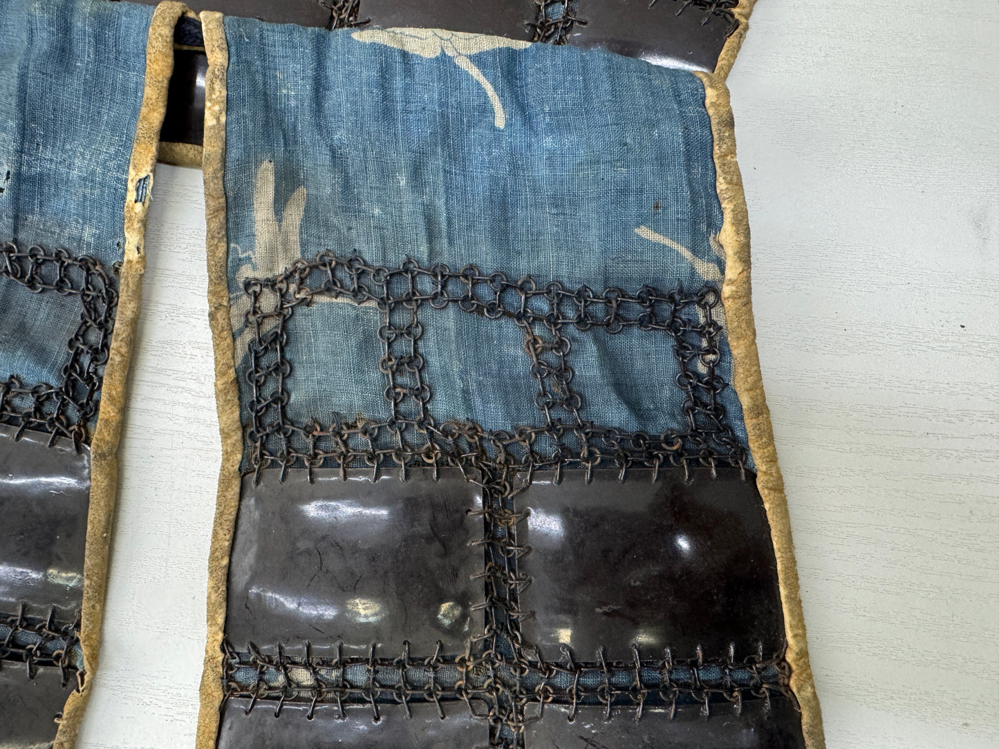 Y9860 YOROI Iron amor Karuta torso samurai bushi protective gear Japan antique