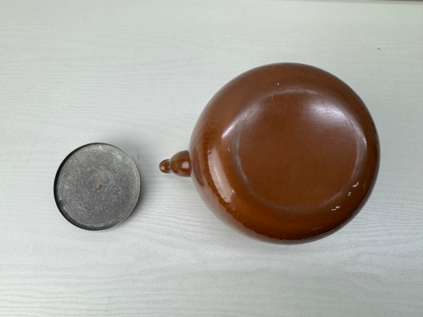 Y9868 KETTLE Copper hammered tea pot signed teapot Japan antique kitchen cooking