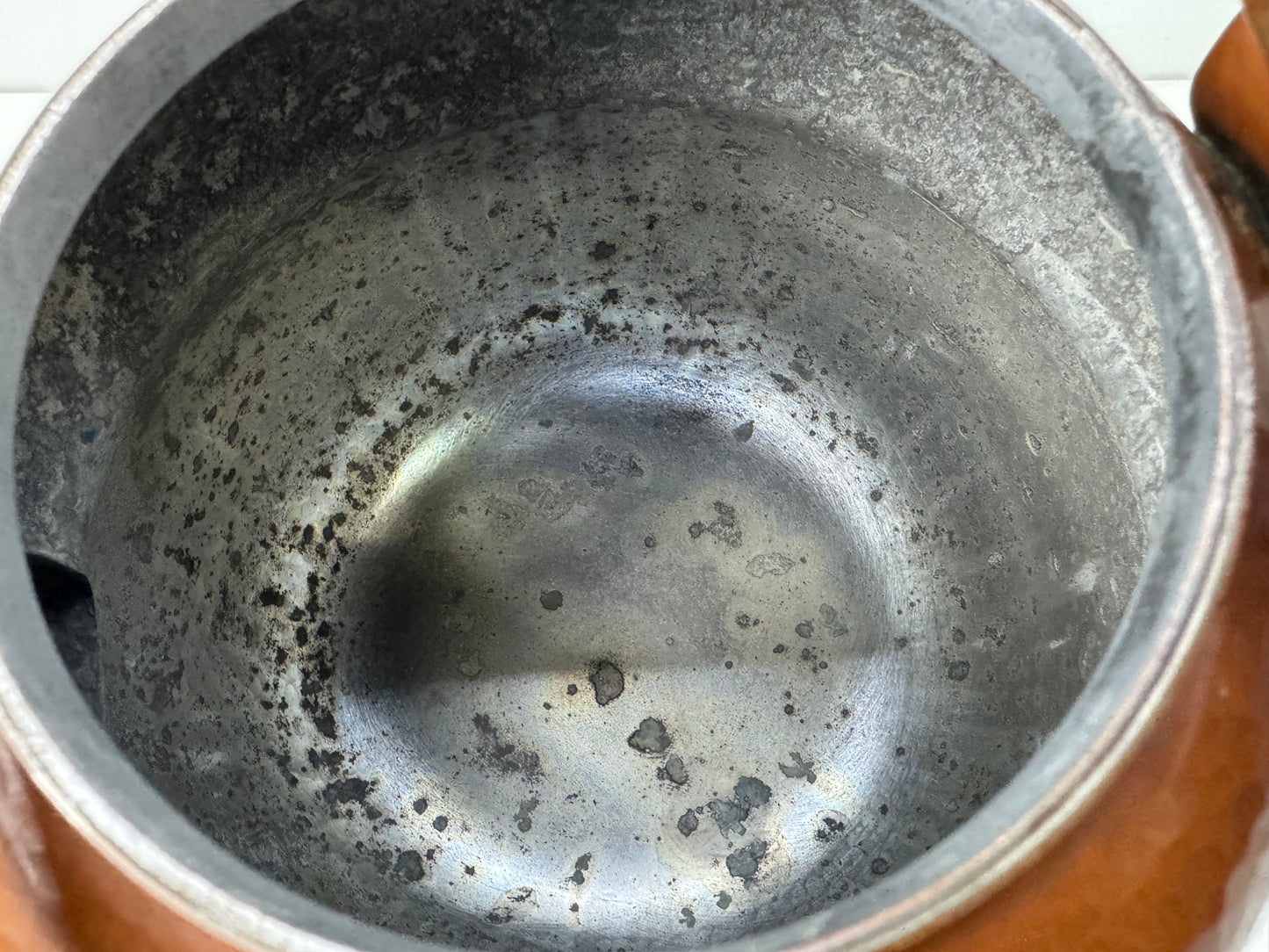 Y9868 KETTLE Copper hammered tea pot signed teapot Japan antique kitchen cooking