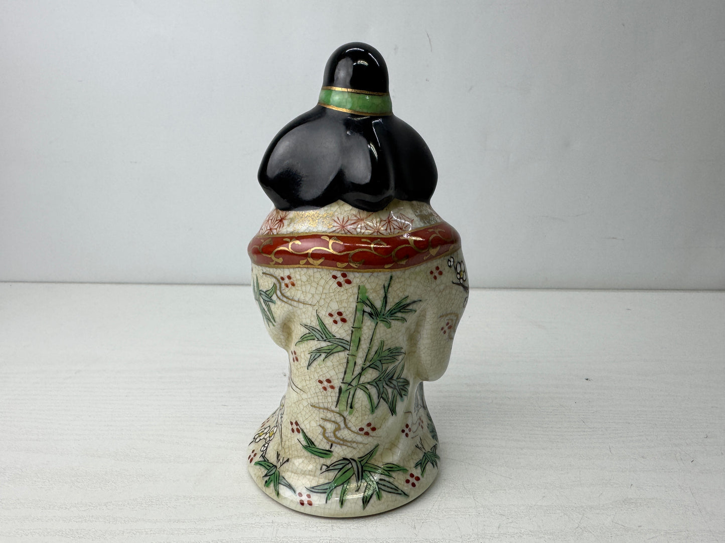 Y9872 OKIMONO Imari-ware Ofuku-san doll figure figurine signed Japan antique