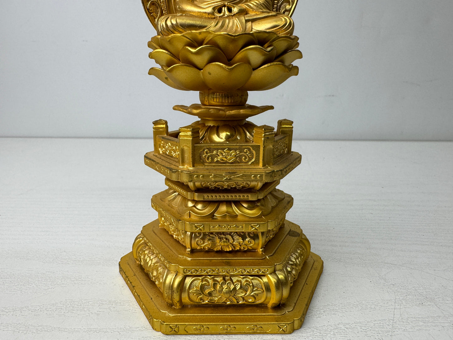 Y9879 STATUE seated Shaka Nyorai Buddha figurine signed Japan antique Buddhism