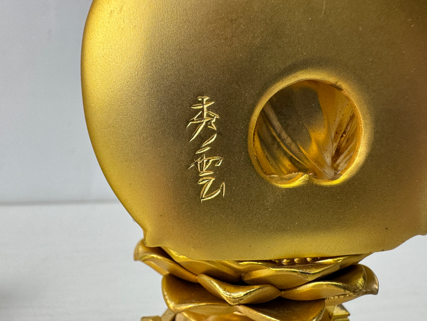 Y9879 STATUE seated Shaka Nyorai Buddha figurine signed Japan antique Buddhism