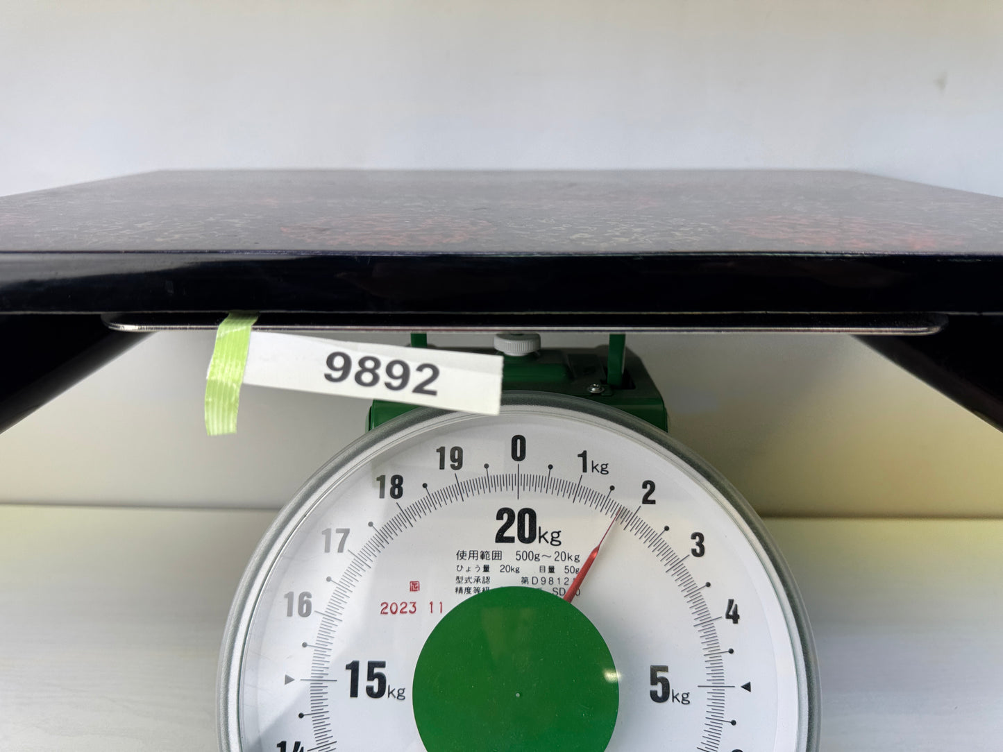 Y9892 FLOWER STAND Wakasa lacquer Cabriole legs Japan antique ikebana interior